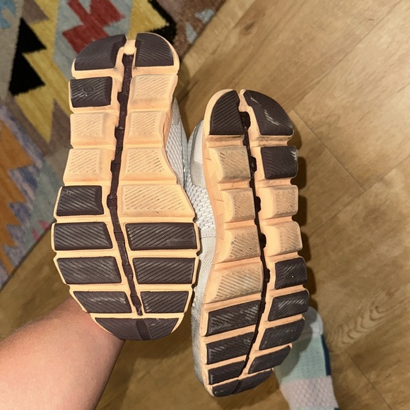 On Cloud X 2 - Picture 7 of 7